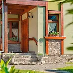 Holiday Svarny