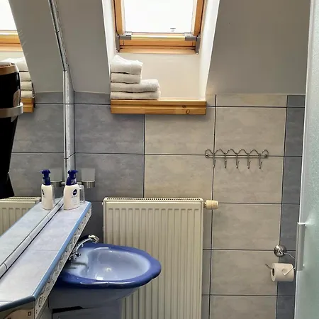 švárny 3*